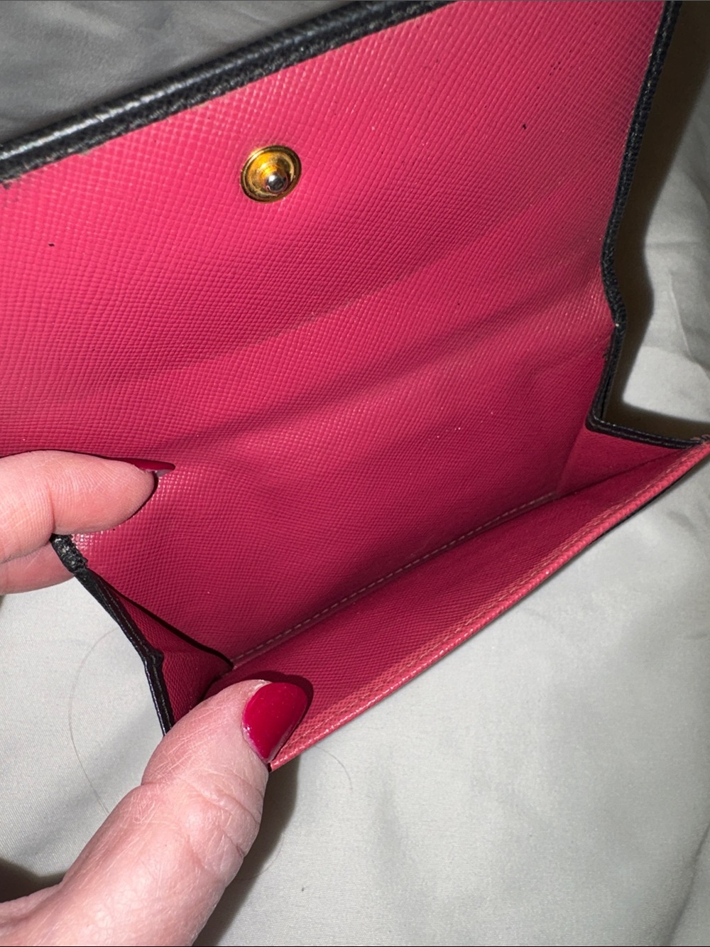PRADA Saffiano Leather Black / Pink Wallet - small tear - Picture 8 of 10